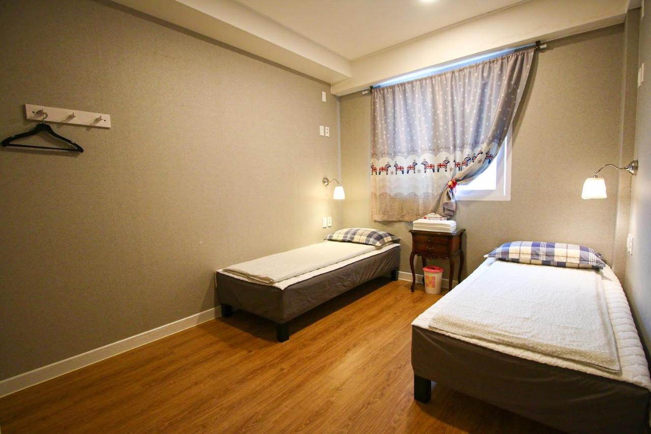 Lighthouse Guesthouse 木浦市 エクステリア 写真