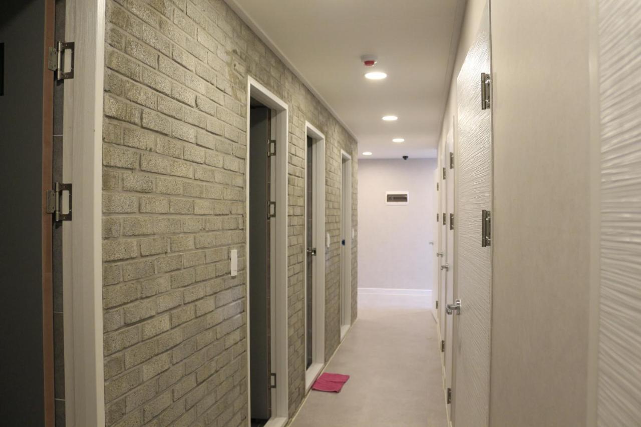 Lighthouse Guesthouse 木浦市 エクステリア 写真